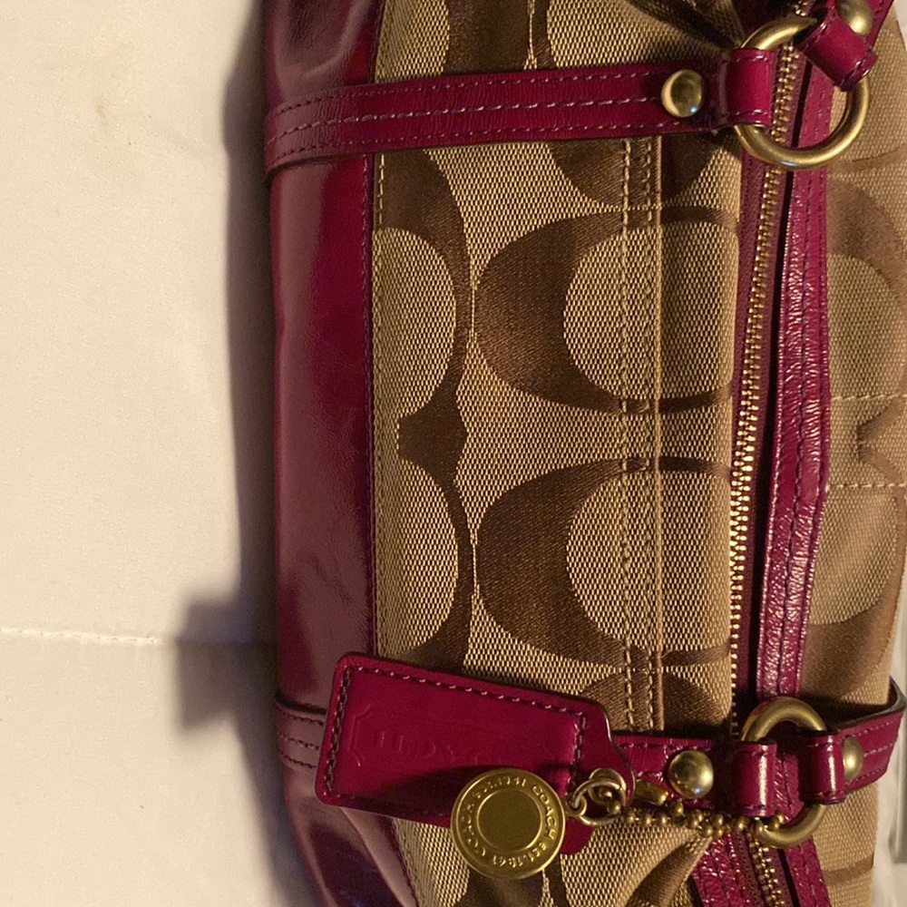 Coach purse - Picture 2 of 5